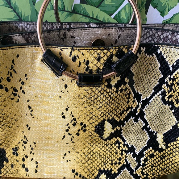 🇫🇷 Galeries Lafayette Crossbody Bag - Picture 2 of 5